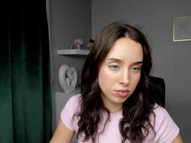 adeleLive webcam