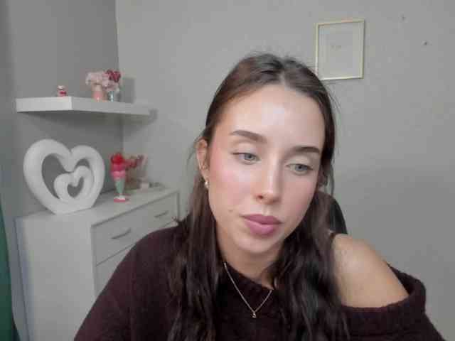 adeleLive webcam