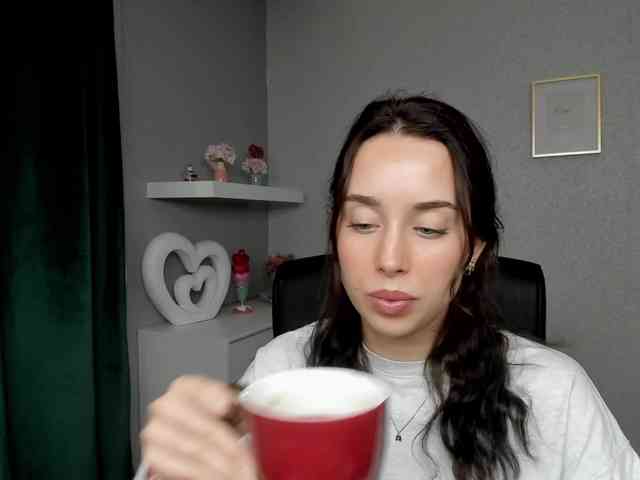 adeleLive webcam