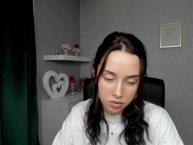 adeleLive webcam