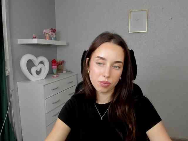 adeleLive webcam