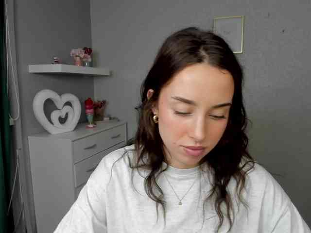 adeleLive webcam