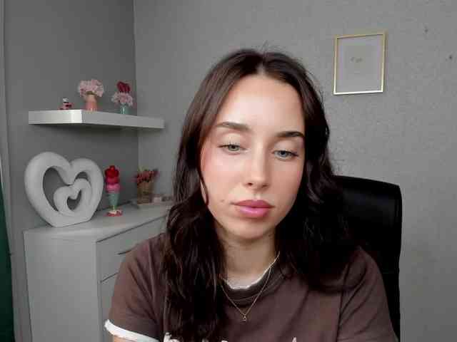 adeleLive webcam