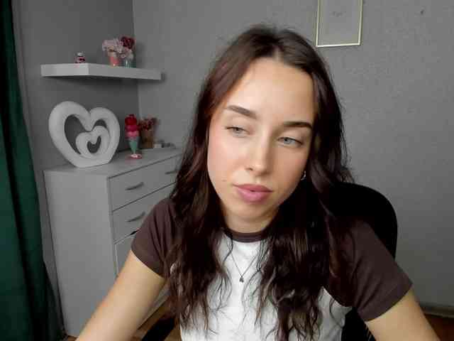 adeleLive webcam