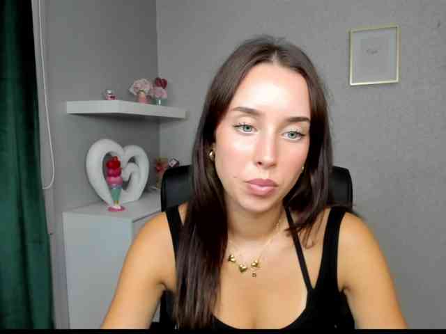 adeleLive webcam