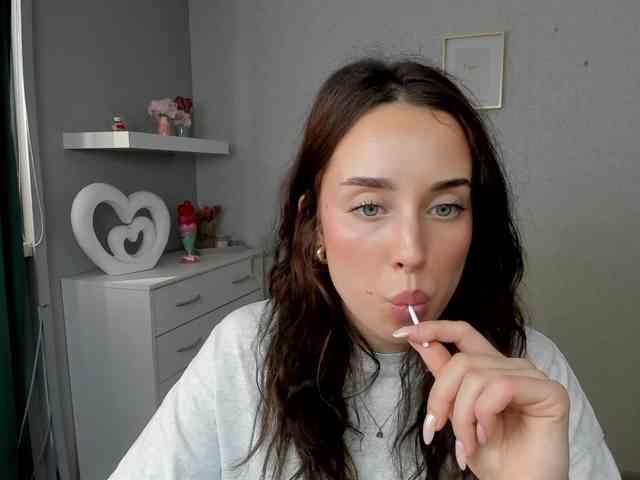 adeleLive webcam
