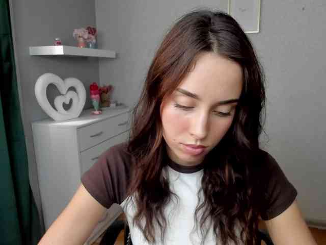 adeleLive webcam