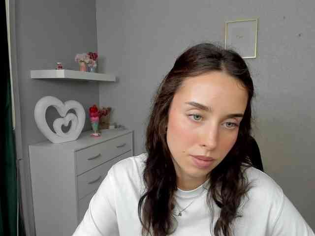 adeleLive webcam