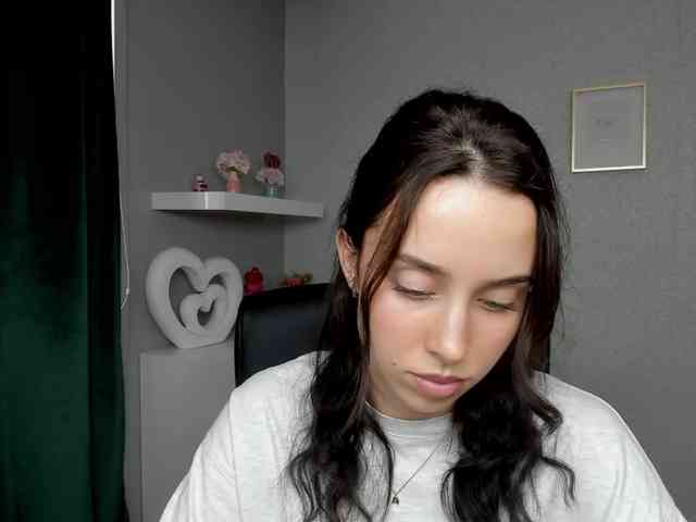 adeleLive webcam