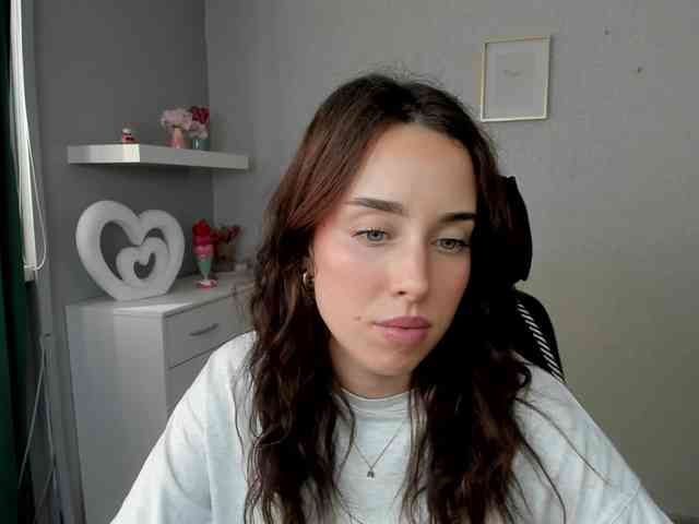 adeleLive webcam