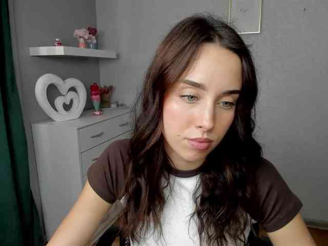 adeleLive webcam