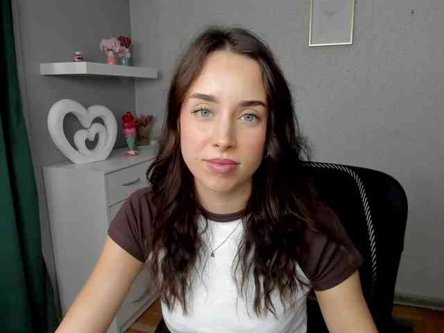 adeleLive webcam