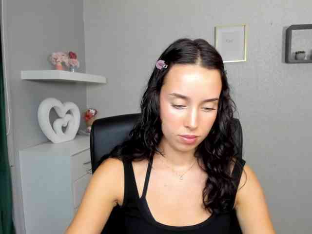 adeleLive Live Webcam on BongaCams