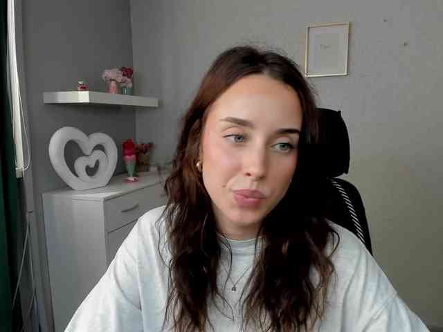 adeleLive webcam