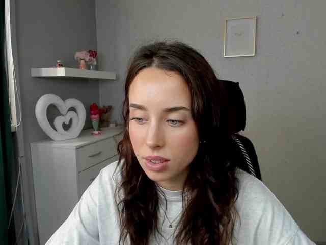 adeleLive webcam