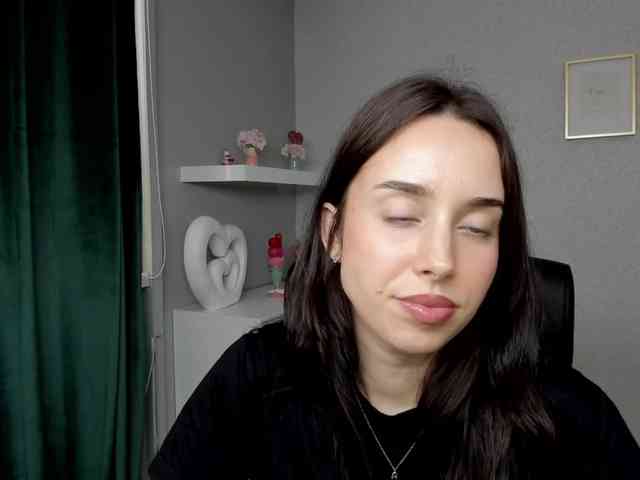 adeleLive webcam
