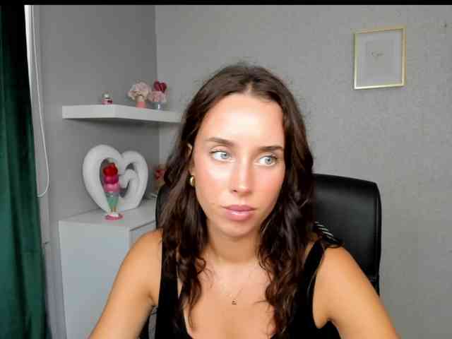 adeleLive webcam
