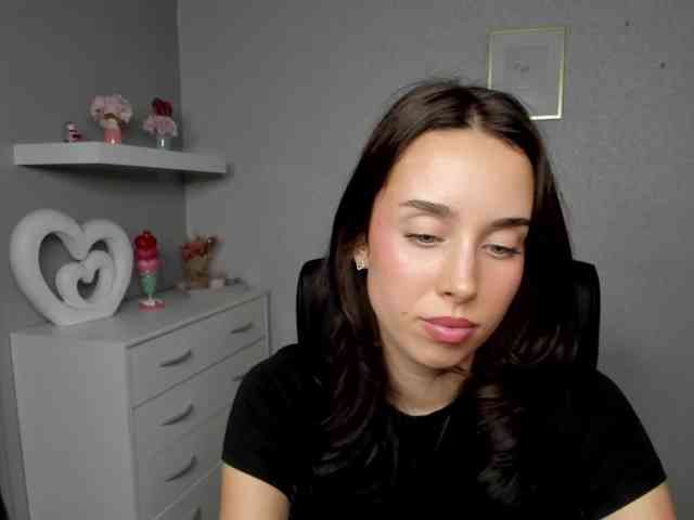 adeleLive webcam