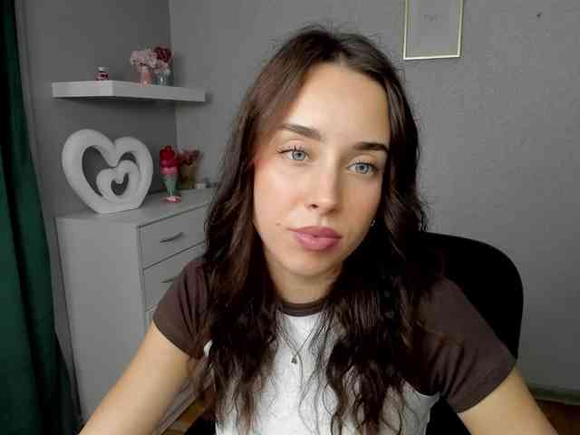 adeleLive webcam