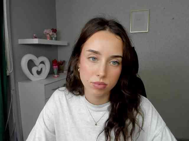 adeleLive webcam