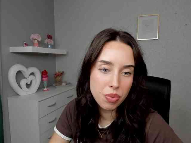 adeleLive webcam