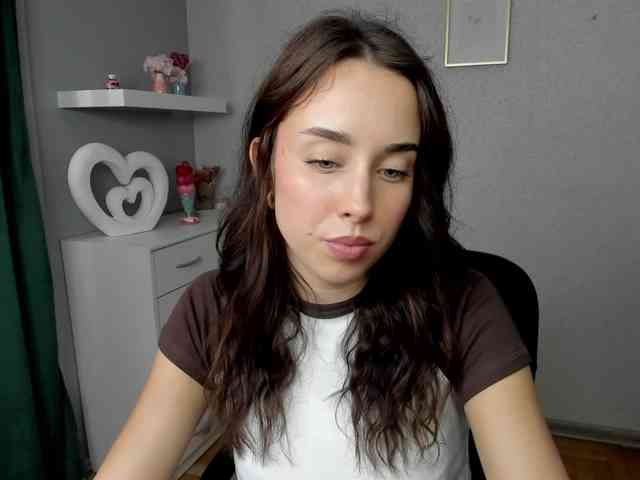 adeleLive webcam