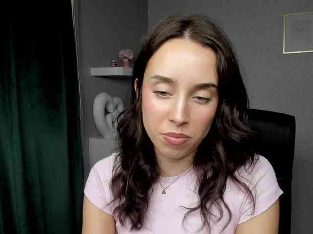 adeleLive webcam