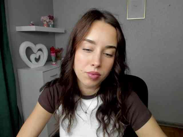 adeleLive webcam