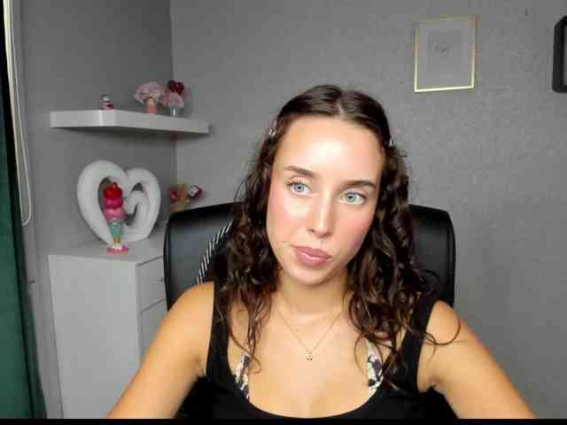 adeleLive webcam
