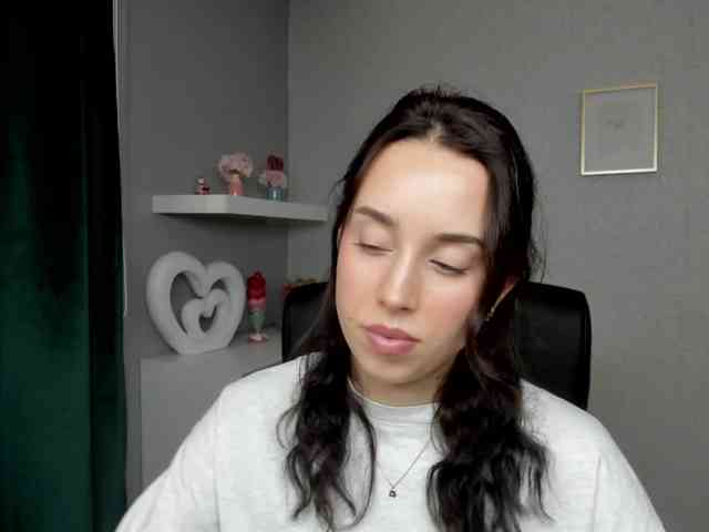 adeleLive webcam