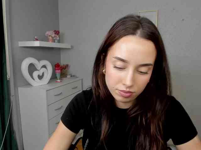 adeleLive webcam