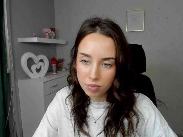 adeleLive webcam