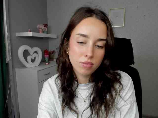 adeleLive webcam