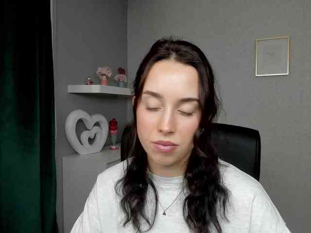 adeleLive webcam
