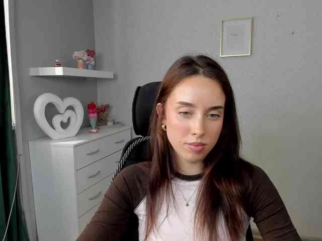 adeleLive webcam