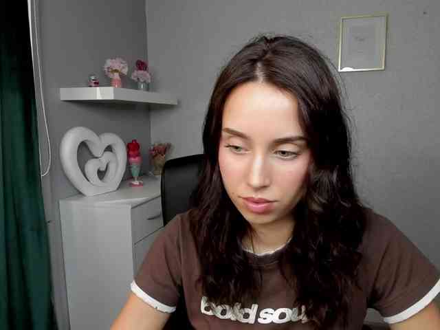 adeleLive Live Webcam on BongaCams