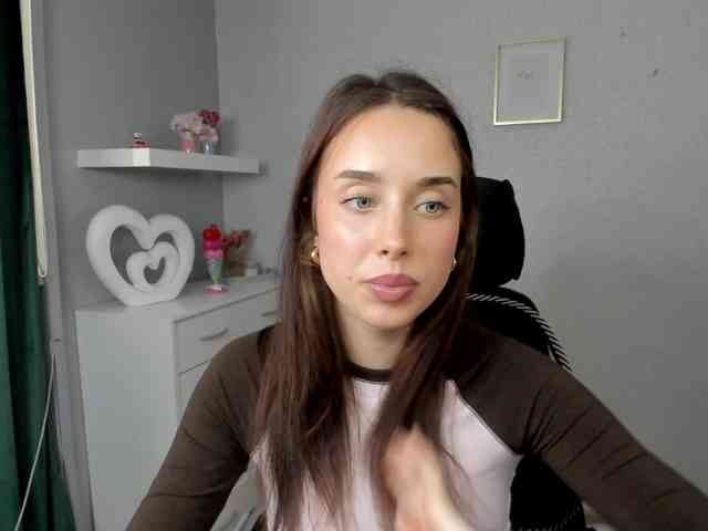 adeleLive webcam