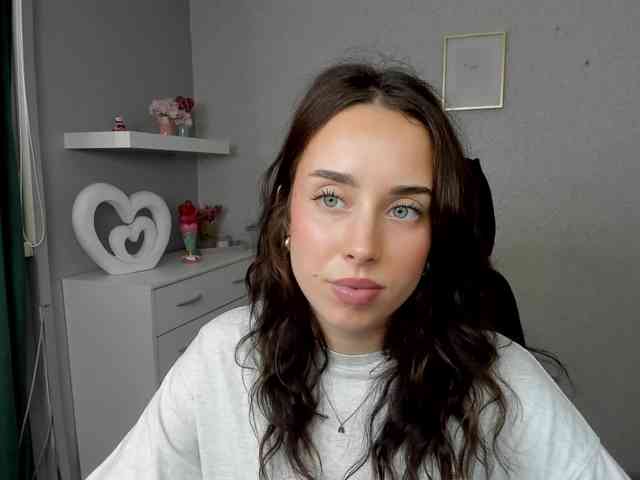adeleLive webcam