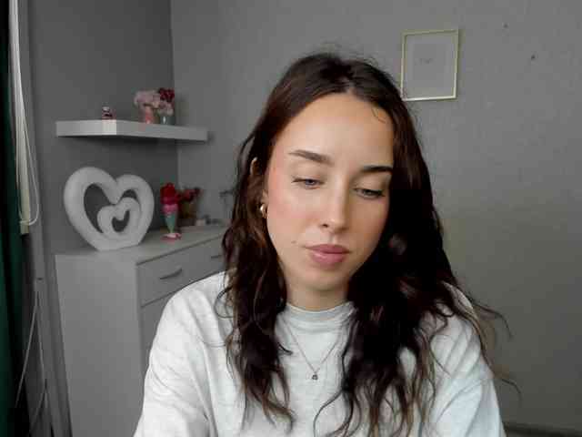 adeleLive webcam