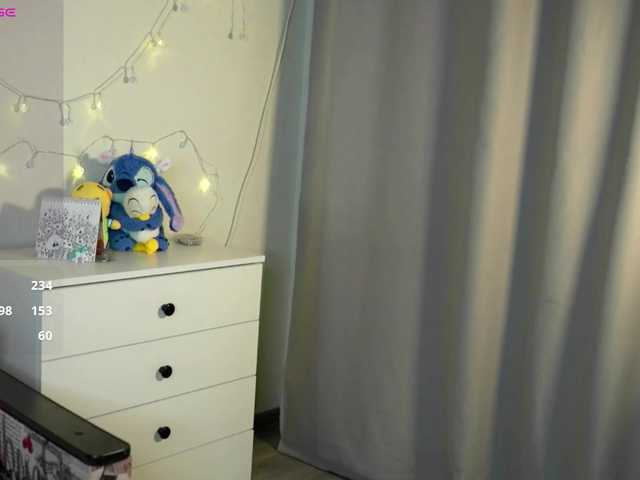 sweetari Live Cam on BongaCams