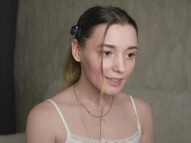 sweetari live cam on BongaCams