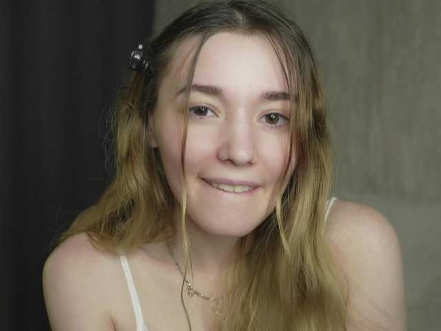 sweetari live cam on BongaCams