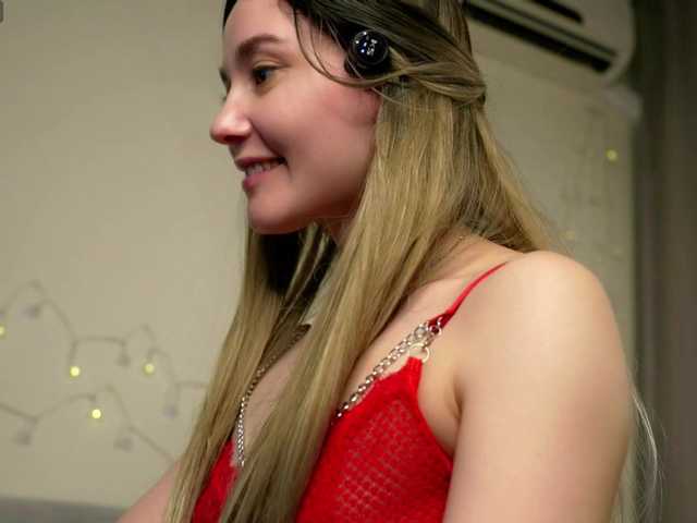 sweetari live cam on BongaCams