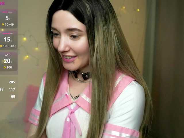 sweetari live cam on BongaCams