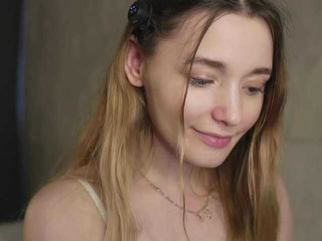 sweetari live cam on BongaCams