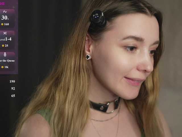 sweetari live cam on BongaCams
