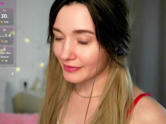 sweetari live cam on BongaCams