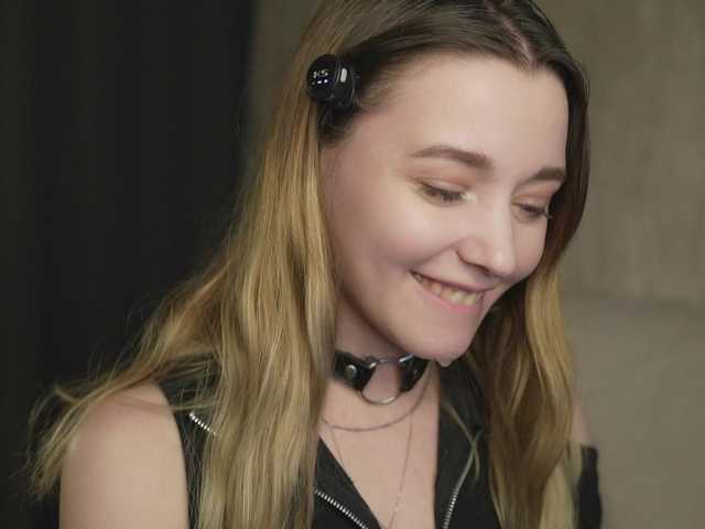 sweetari live cam on BongaCams