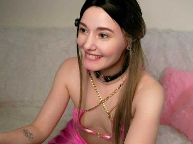 sweetari live cam on BongaCams