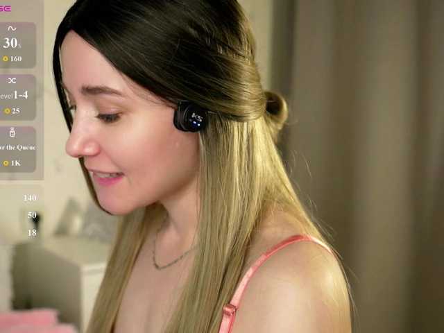 sweetari live cam on BongaCams